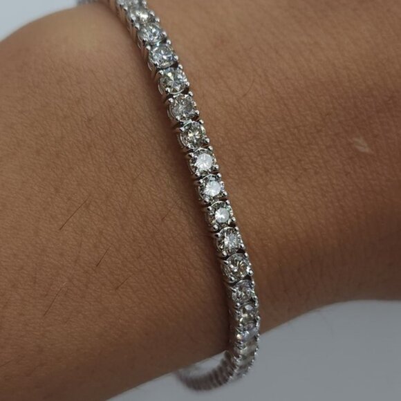 14Kt Gold 5 Ct Lab Grown Tennis Diamond Bracelet - Picture 2 of 5